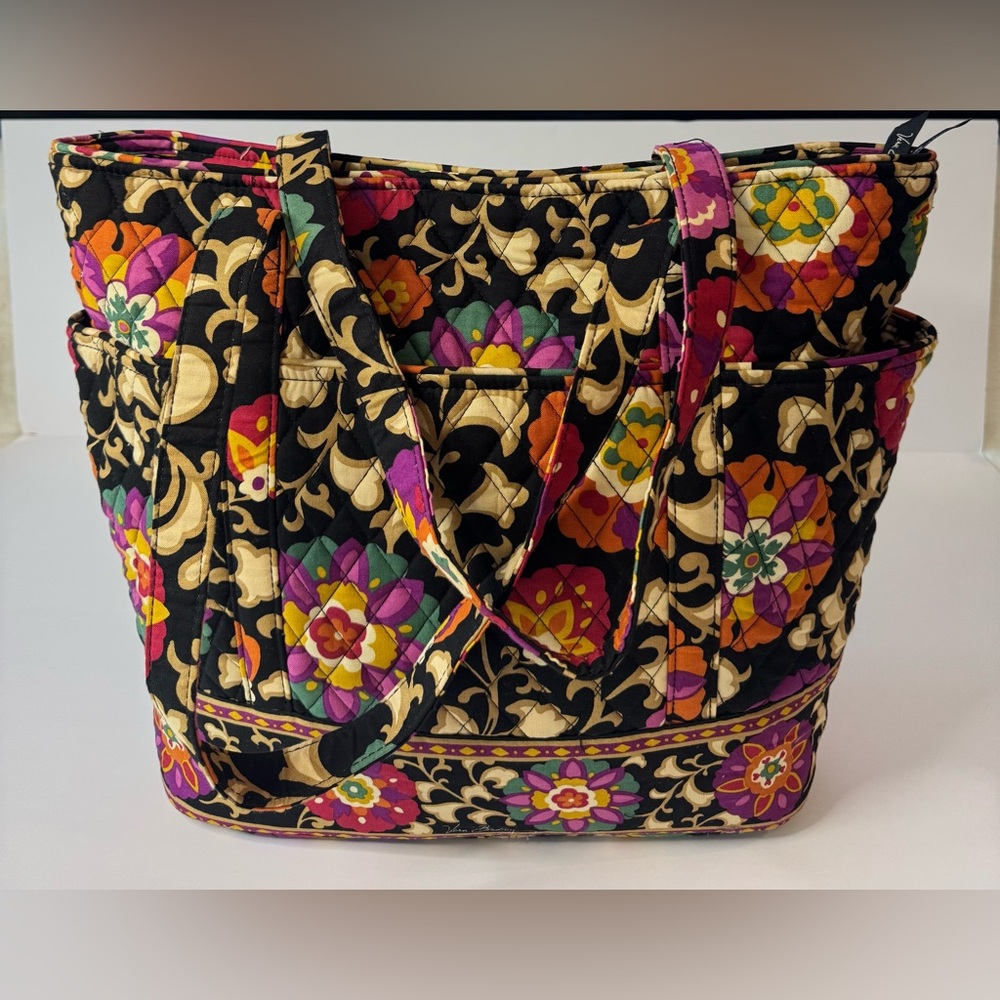 Vera Bradley Suzani Holiday Tote, Quilted, 16”Wx14”Hx5”D - Picture 2 of 9